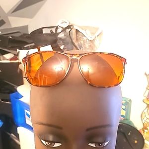 BluBlocker's Aviator Designer Sun-glasses, Tortoiseshell Color w/Metal Sides